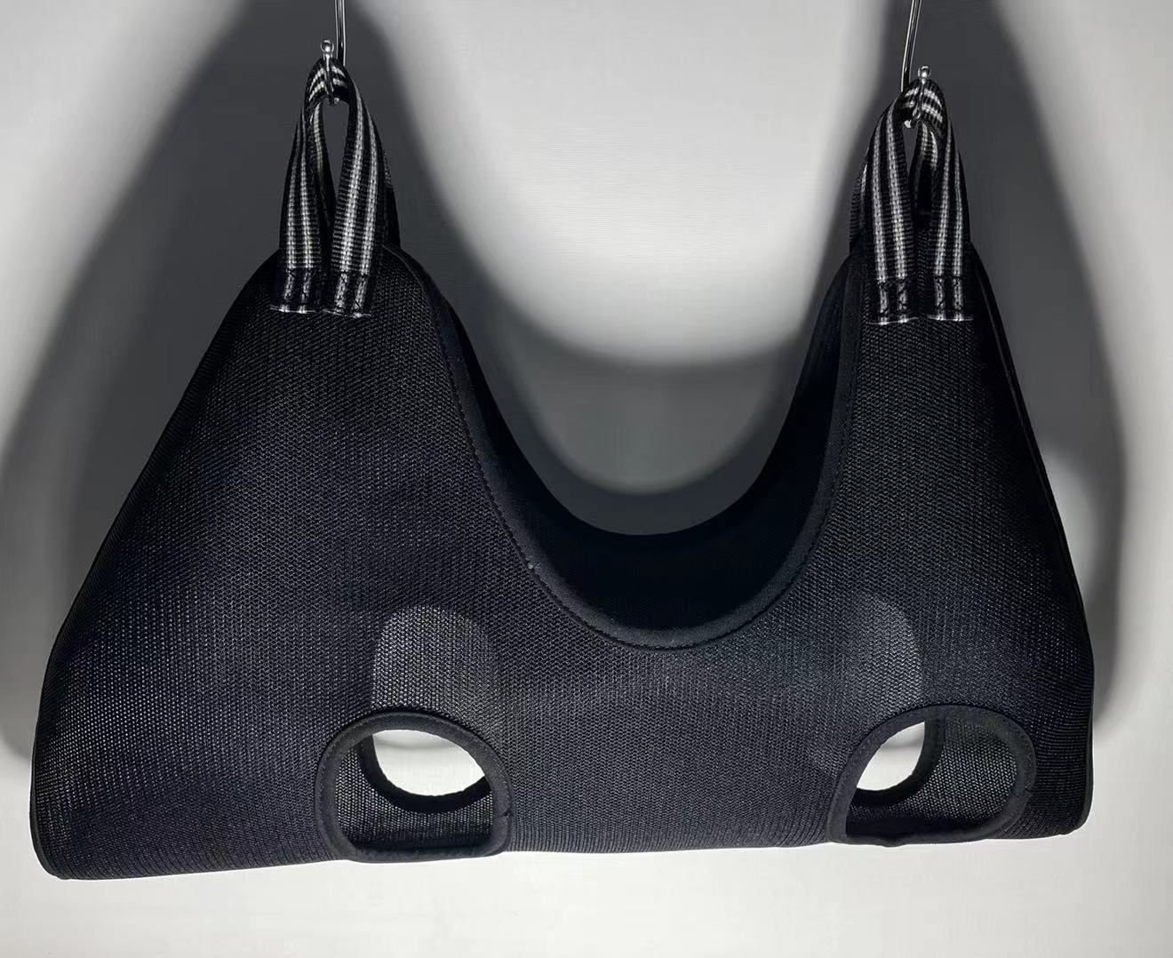 No More Struggles! The Pet Grooming Hammock That Makes Nail Trimming Super Easy