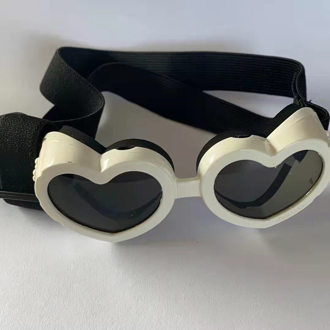 Adventure-Ready Pet Goggles  – Windproof Eye Protection for Your Pet