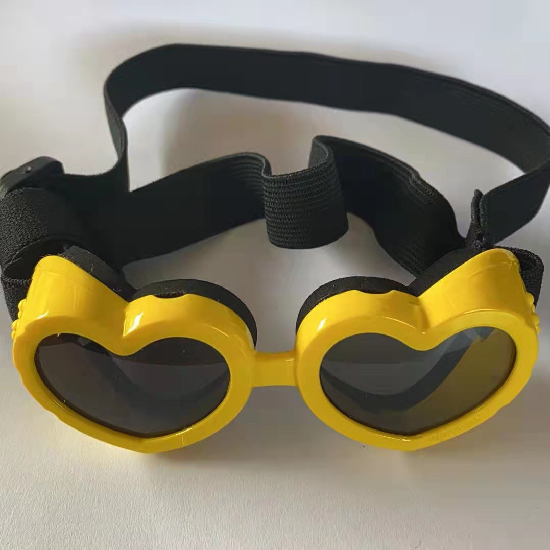 Adventure-Ready Pet Goggles  – Windproof Eye Protection for Your Pet
