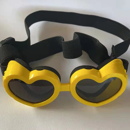 Adventure-Ready Pet Goggles  – Windproof Eye Protection for Your Pet